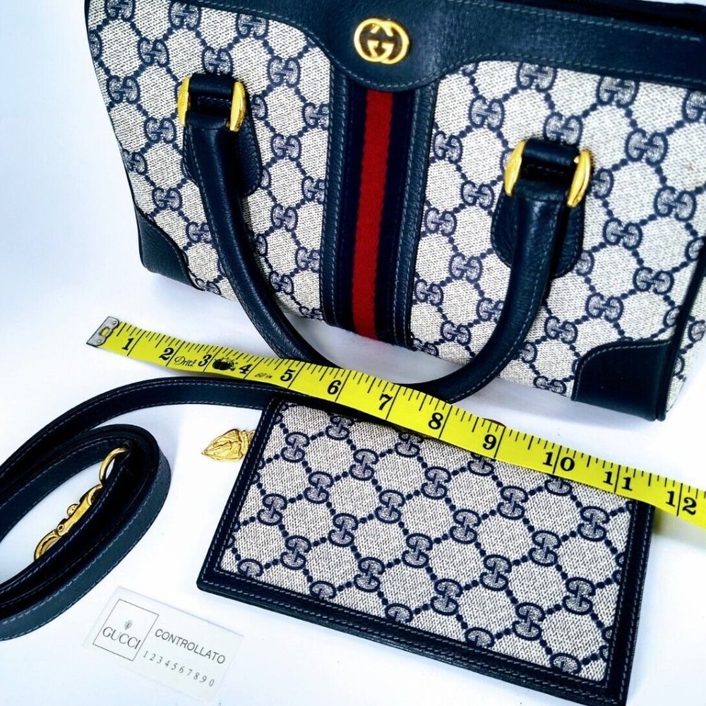 **SOLD**GUCCI  3 PIECE SET* HANDBAG/WALLET/SHOULDER STRAP - Picture 8 of 16